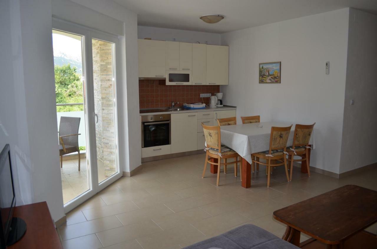 Apartments Buljan Башка Екстер'єр фото