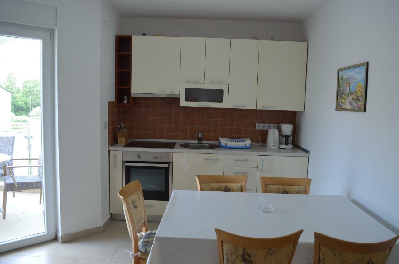 Apartments Buljan Башка Екстер'єр фото